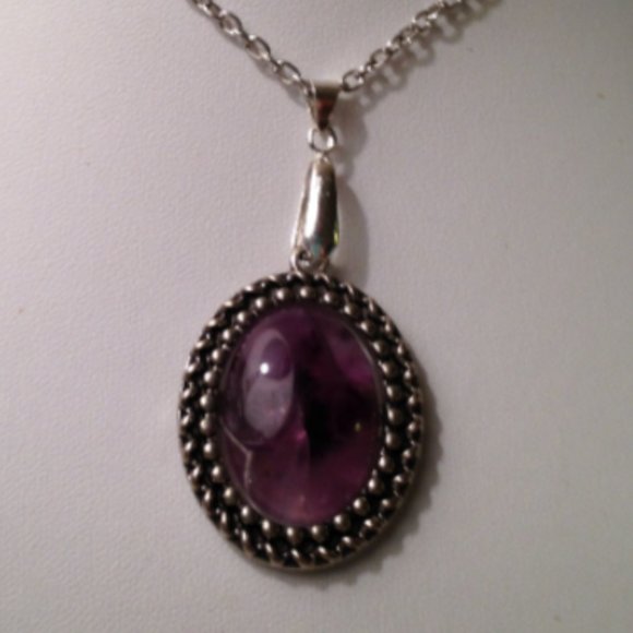 NEW Amethyst crystal pendant - Picture 1 of 1